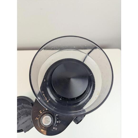 Black+Decker Classic 12-Cup Coffee Maker with Foherg Grinder Combo - Picture 8 of 9